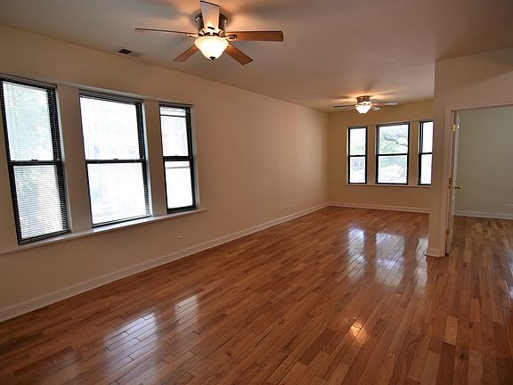 4th image of 3119 N Sheffield Ave #959-1