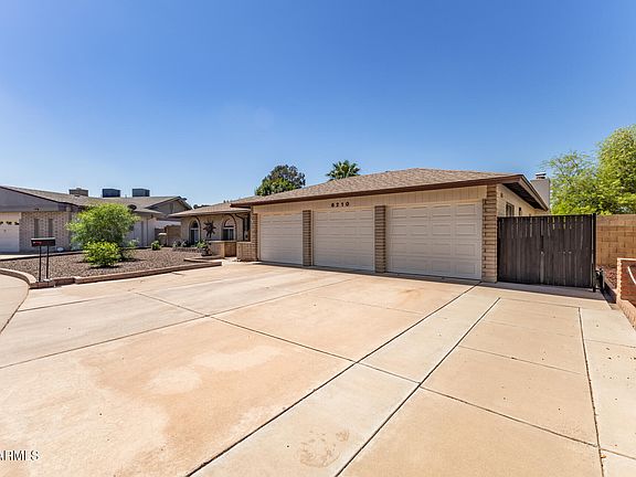 3rd image of 8210 N 50TH Avenue