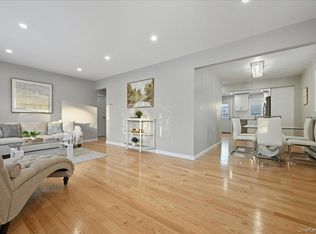 70 Nevada Street, Hicksville, NY 11801