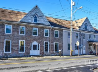 522 Long Run Rd APT 4, Mill Hall, PA 17751