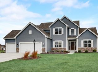N46W22825 Charlotte Way, Pewaukee, WI