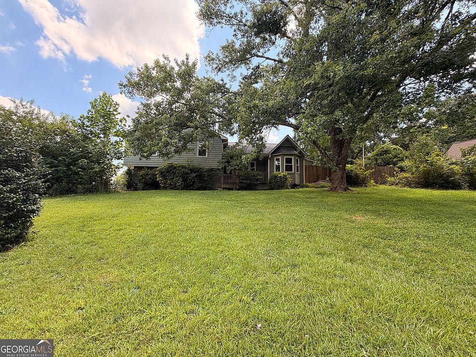 1st image of 701 Victoria Ct