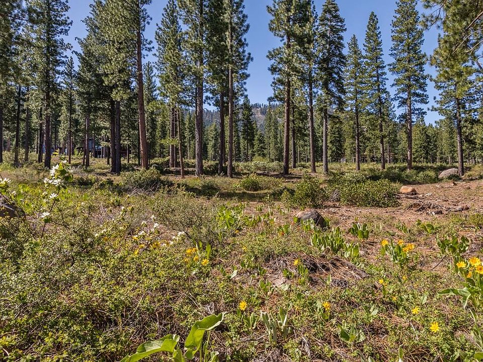 1st image of 9517 Dunsmuir Way