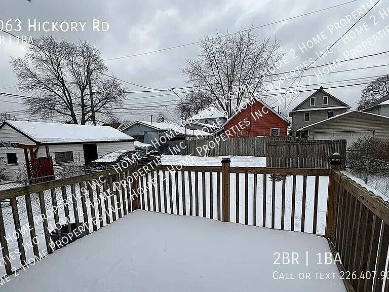 1063 Hickory Rd — Photo 17