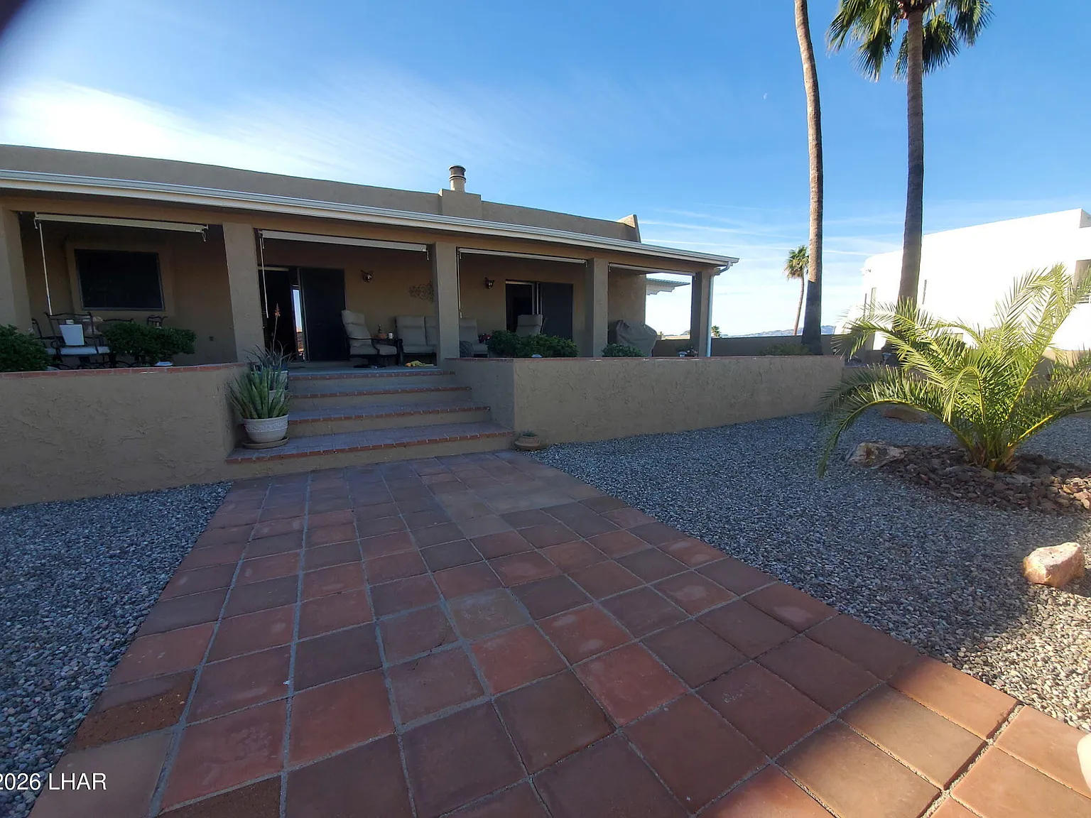 3 bed, 2.0 bath, 1839 sqft, $2,450 — Photo 4