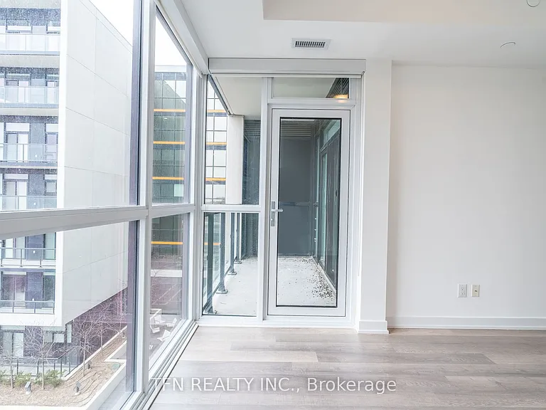 1603 Eglinton Ave W #506 — Photo 14