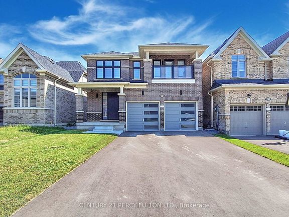 3rd image of 23 Sam Battaglia Cres