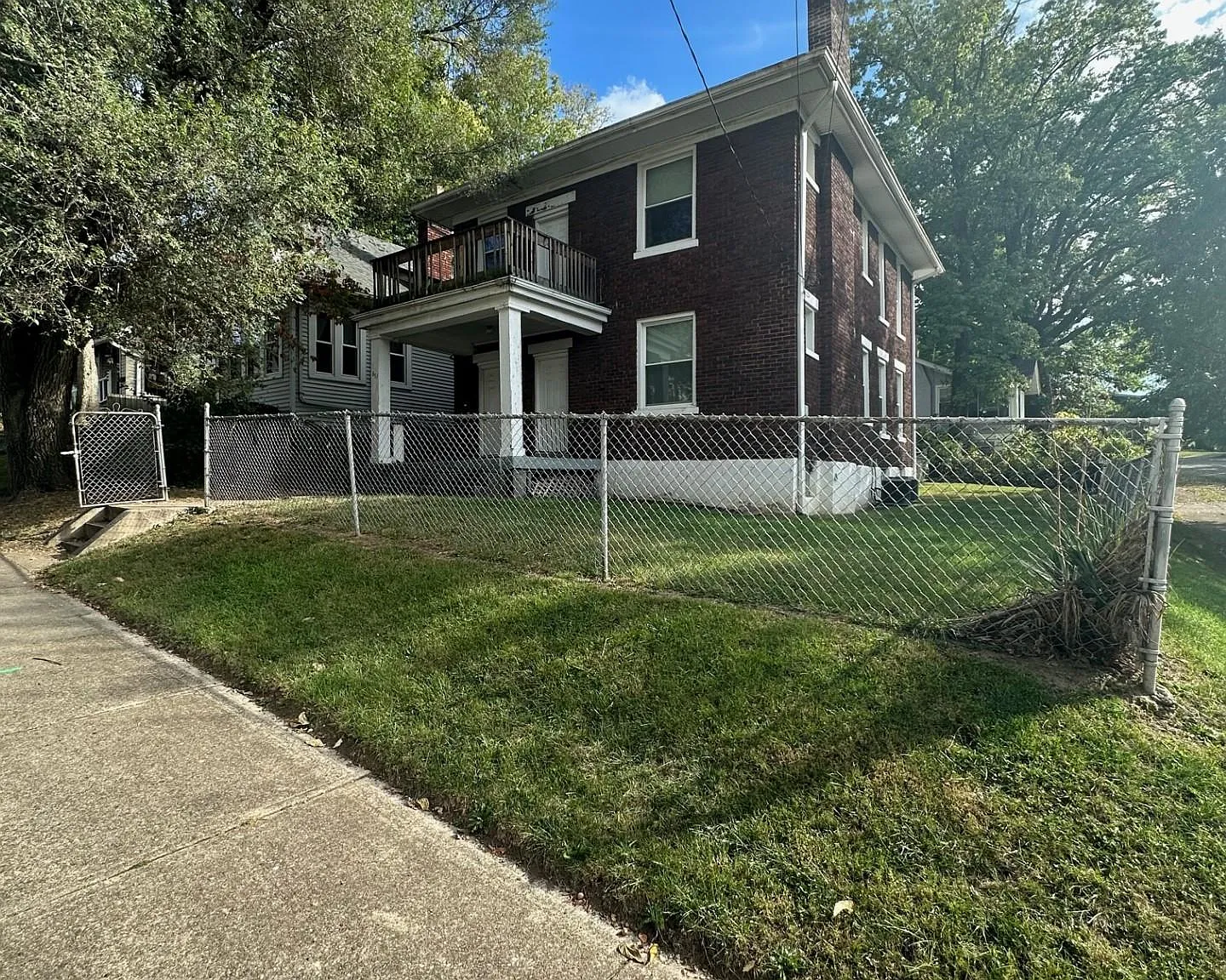 6 bed, 2098 sqft, $3,600 — Photo 1