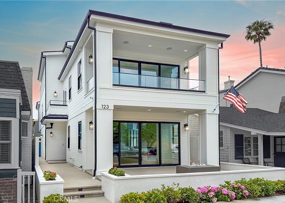 1st image of 123 Crystal Ave
