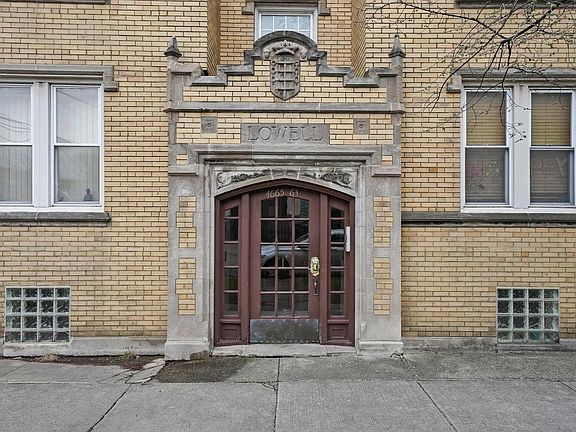 2nd image of 4663 N Lowell Ave APT 3