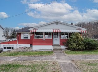 28 Indiana Ave, Avonmore, PA 15618