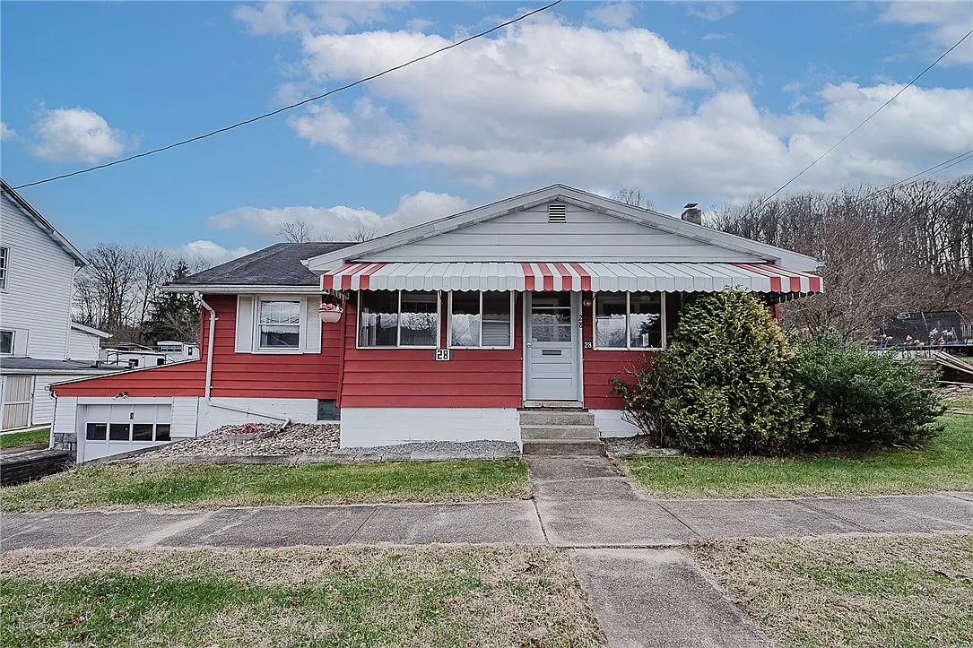28 Indiana Ave photo 1