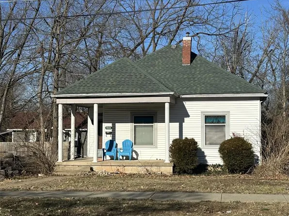 703 Dewey Ave, Farmington, MO 63640