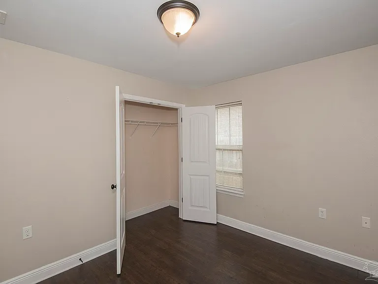 5785 Jade Moon Cir — Photo 26