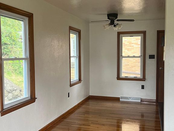 5th image of 1041 Westview Dr