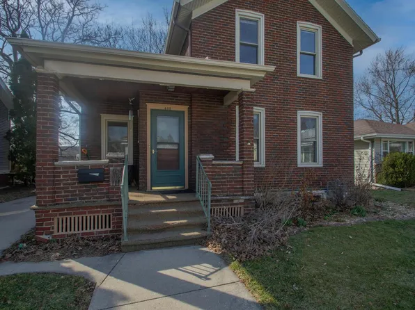 410 South 10th STREET, Watertown, WI 53094