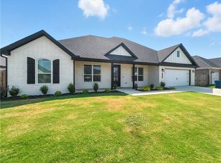 2300 Abbott Ln, Pea Ridge, AR 72751