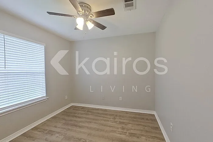 225 Leebeck Cir — Photo 13