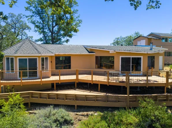 39700 Laurel Springs Rd, Carmel Valley, CA 93924