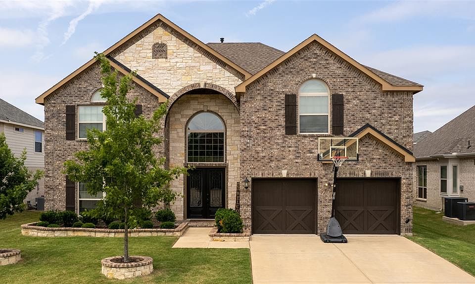 WELCOME HOME!