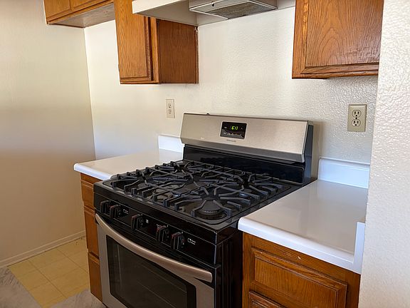 5th image of 328 E Valencia Ave APT G