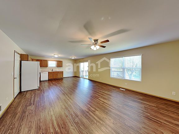 4th image of 329 Verbena Ln