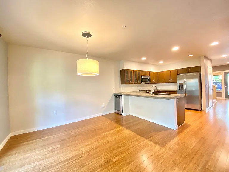 3110 SW Dolph Ct #B4 — Photo 6