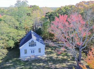 807 Alewive Rd, Kennebunk, ME 04043