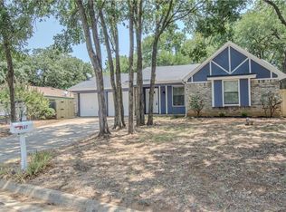 2507 Engleford Dr, Arlington, TX 76015