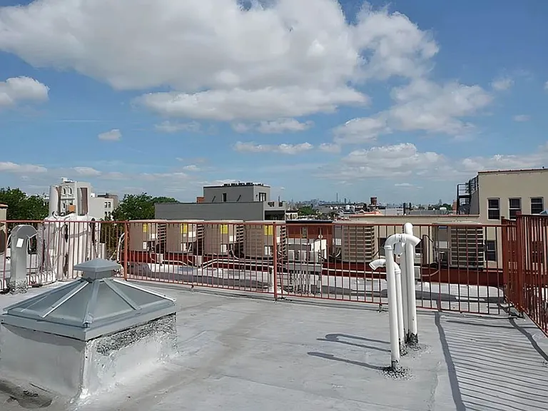 771 Saint Johns Pl #1R — Photo 13