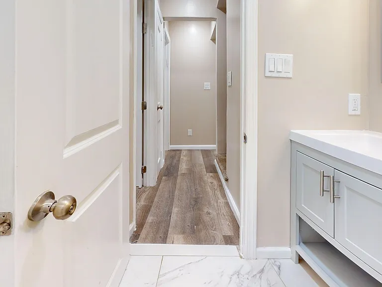 8008 Algon Ave — Photo 16