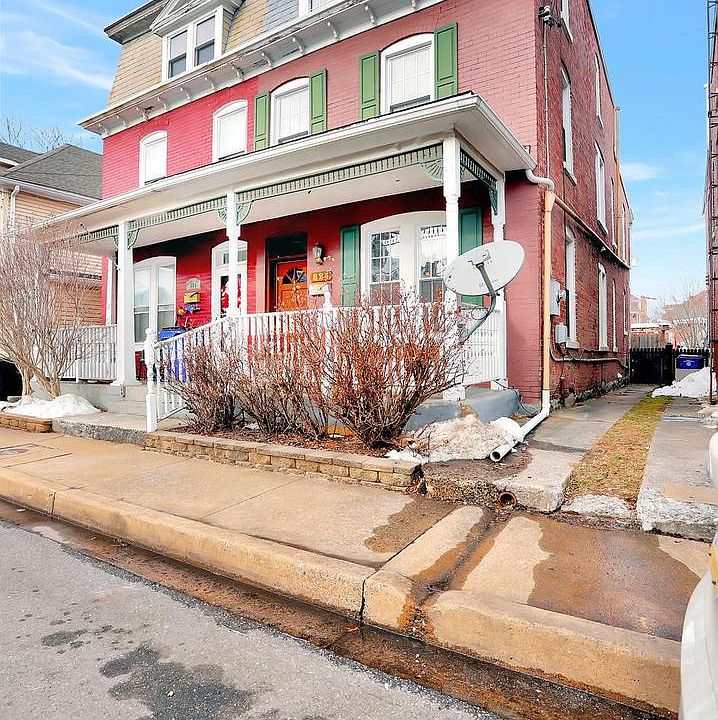 1st image of 824 Washington Ave