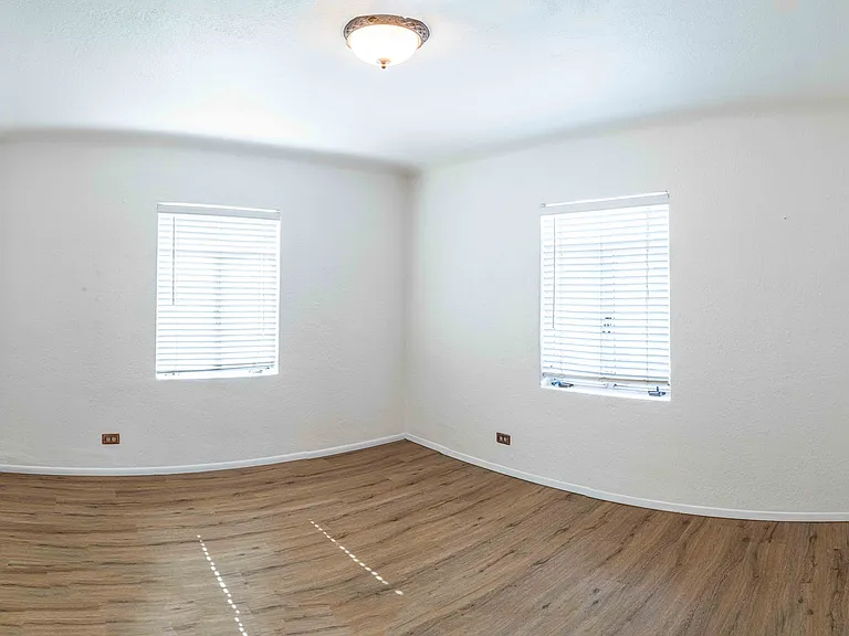 2460 Jordan Rd — Photo 13