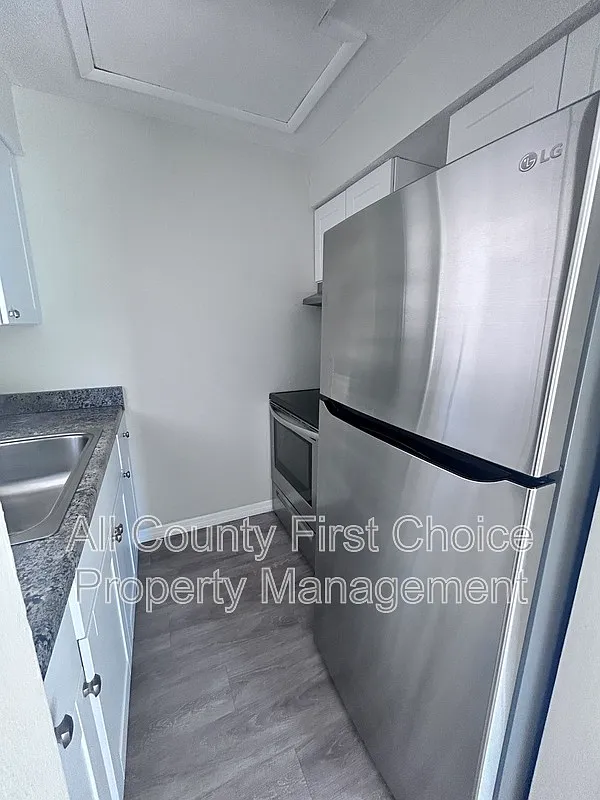 1 bed, 1.0 bath, 650 sqft, $1,350 — Photo 3