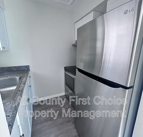 3071 Park Ln #B — Photo 3