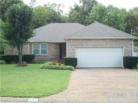 1st image of 709 Lake Terrace Dr