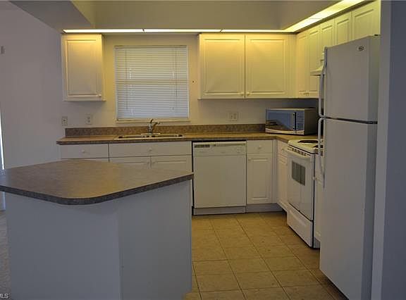 4th image of 4229 NW 27th Ln