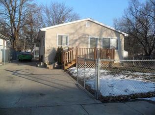 1445 De Wolf St, Des Moines, IA 50316