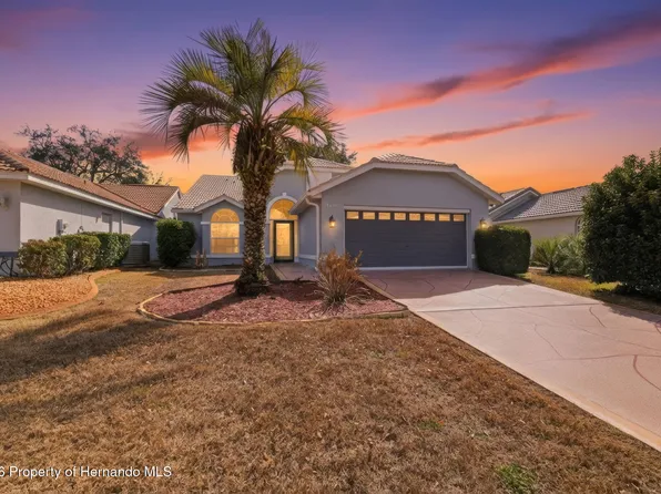 9376 French Quarters Cir, Weeki Wachee, FL 34613