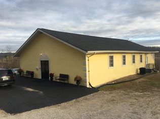 3905 Richmond Rd, Irvine, KY 40336