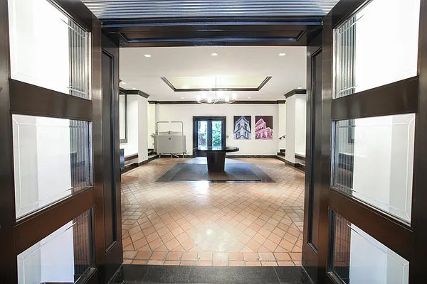 Rented by Stonehenge NYC LLC | media 5