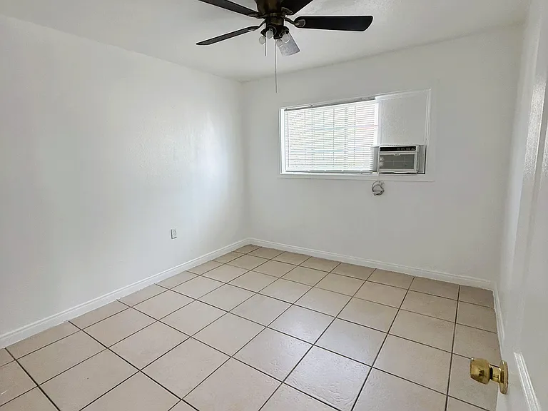 1735 W Foothill Blvd #A — Photo 9