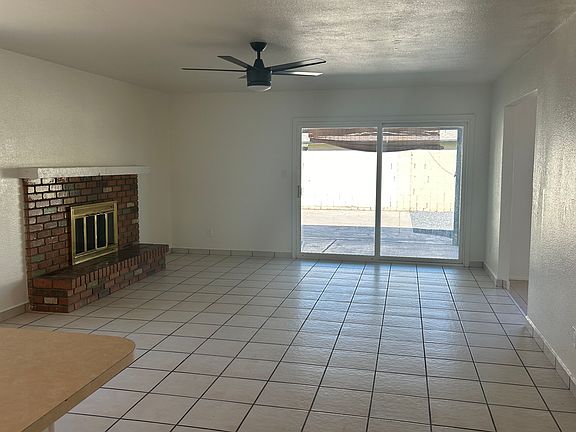 4th image of 11032 N 54th Dr