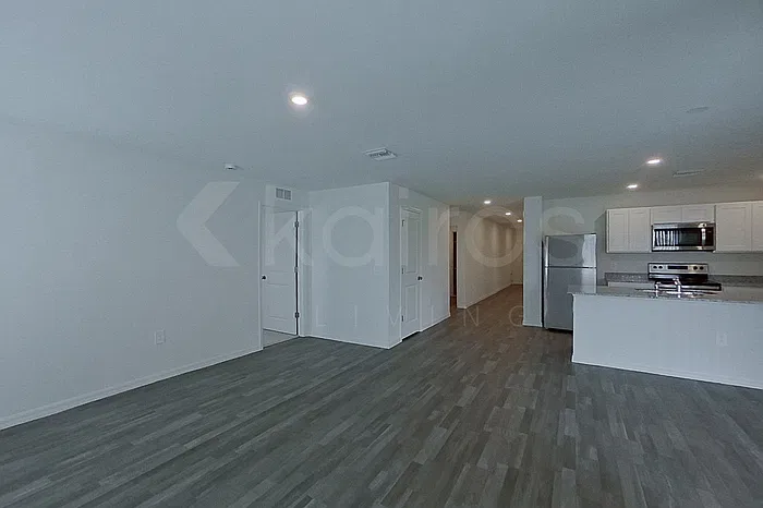 4 bed, 2.0 bath, 1665 sqft, $1,895 — Photo 4