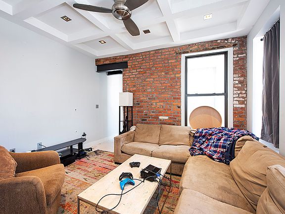 3rd image of 184 Stanton St #6PHA