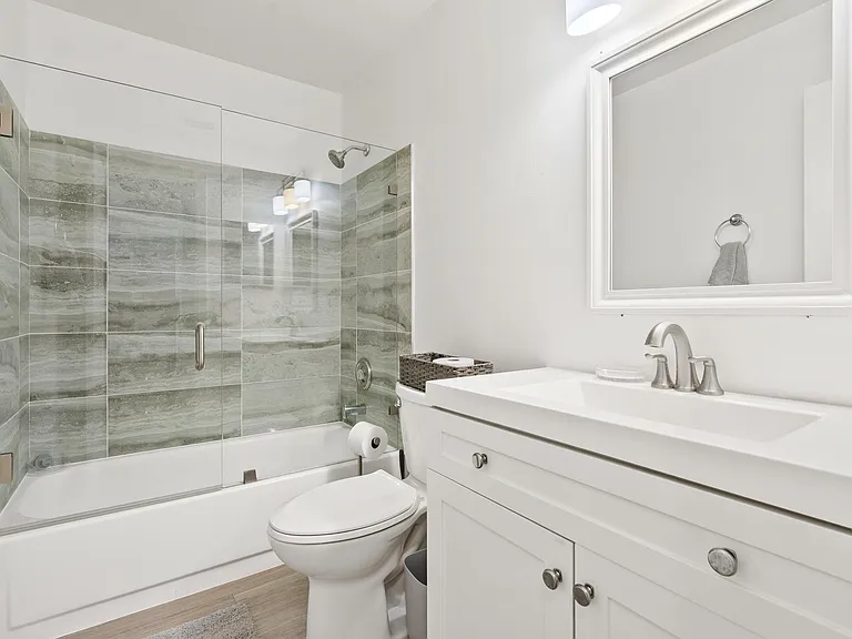 6721 Bridlewood Ct — Photo 21