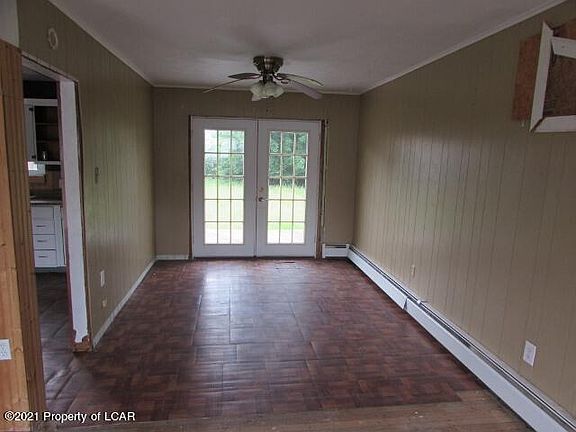 4th image of 12 Harradon St