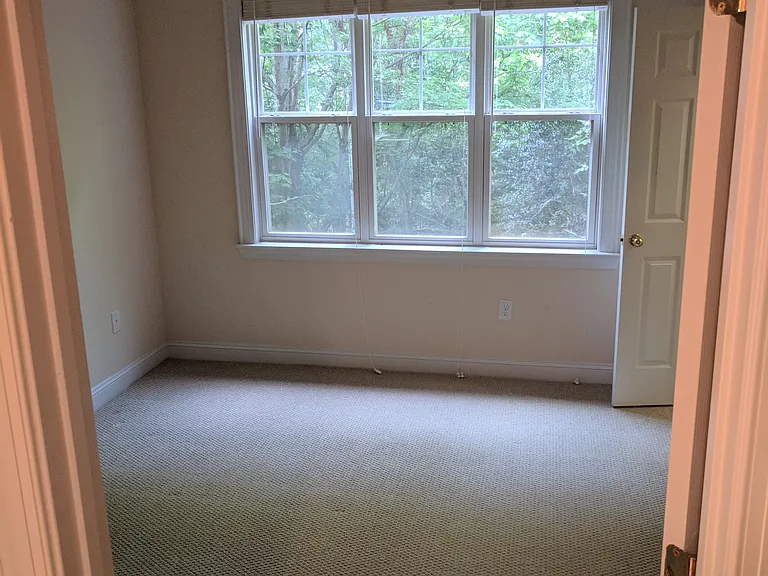 5609 Fairview Rd #6 — Photo 17