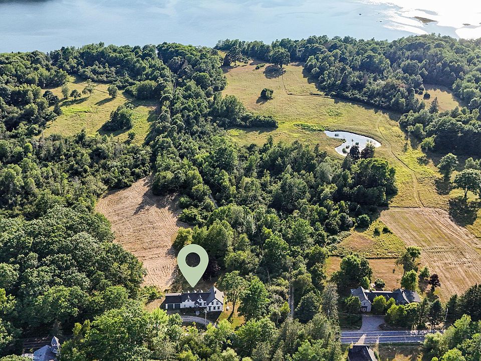 2nd image of 919 Southern Bay Road