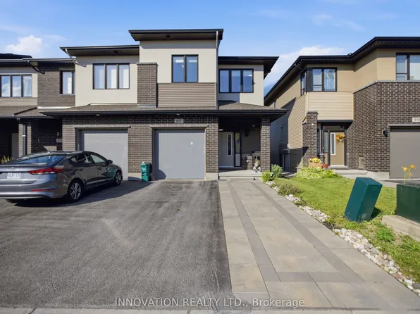517 Dressage Ave, Ottawa, ON K2V 0C8